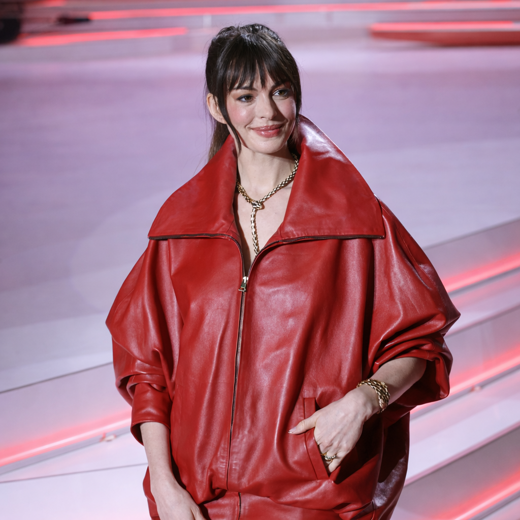 Anne Hathaway The Devil Wears Prada 2 Seoul Premiere Jacket